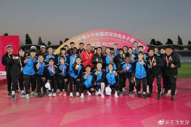 特拉布宗体育正在处理希腊中场巴卡塞塔斯的续约，后者的合同将在本赛季结束后到期。